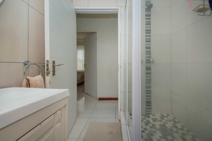 2 Bedroom Property for Sale in Northgate Gauteng