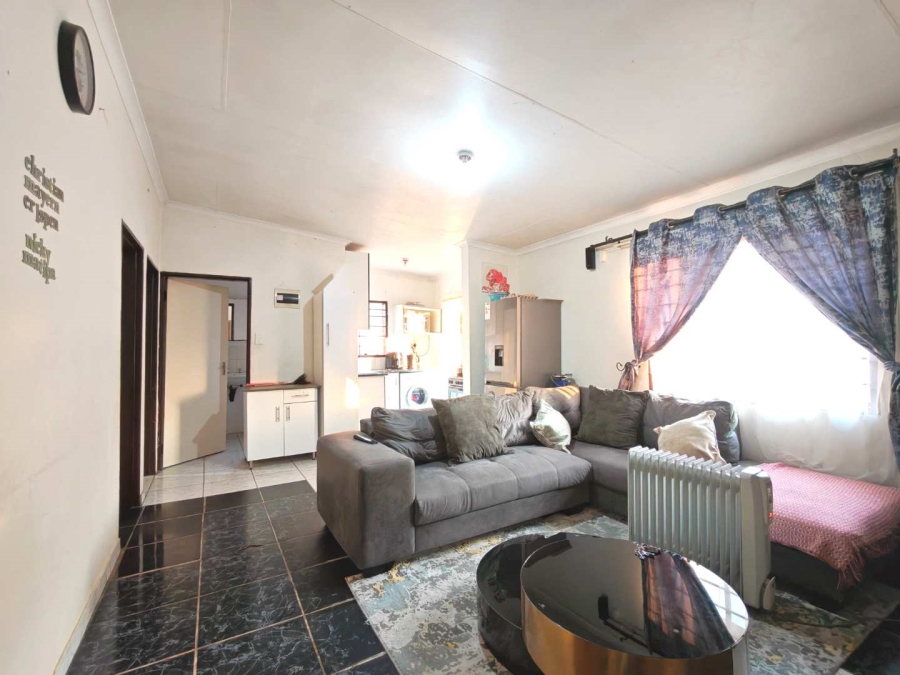 5 Bedroom Property for Sale in Cosmo City Gauteng