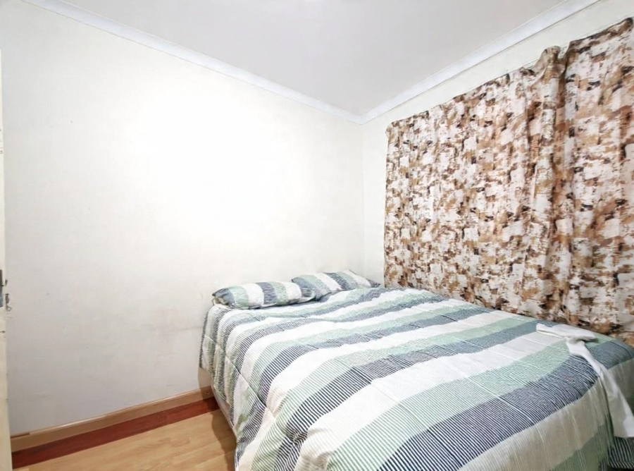 5 Bedroom Property for Sale in Cosmo City Gauteng