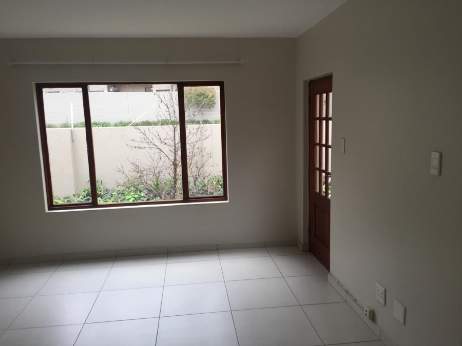 1 Bedroom Property for Sale in Atholl Gauteng