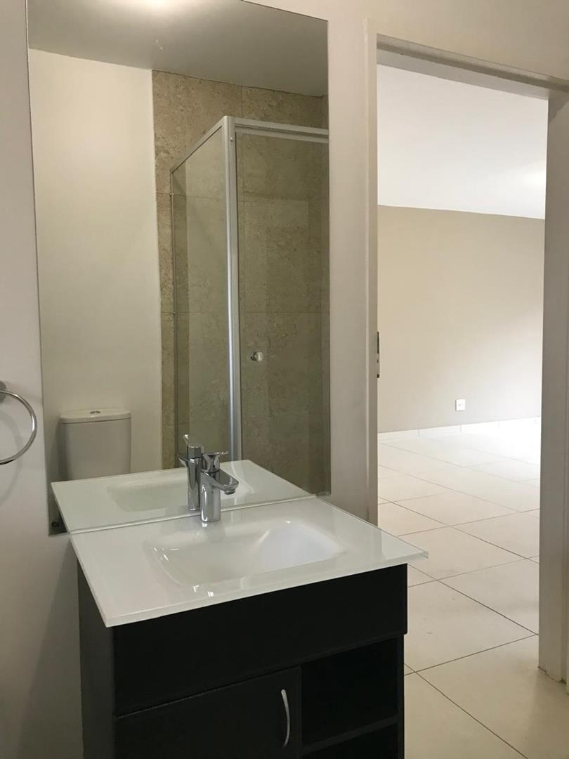 1 Bedroom Property for Sale in Atholl Gauteng