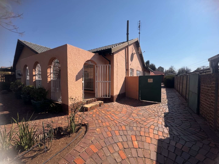 3 Bedroom Property for Sale in Randhart Gauteng