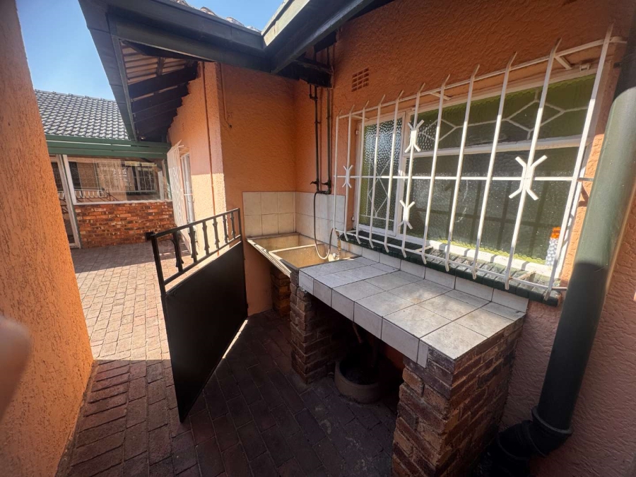 3 Bedroom Property for Sale in Randhart Gauteng