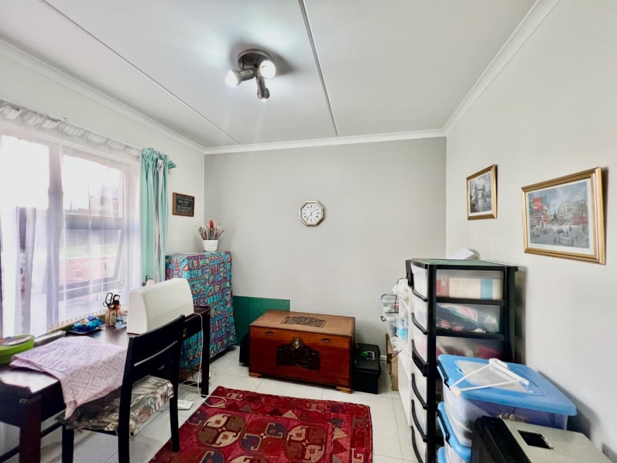 3 Bedroom Property for Sale in Modderfontein Gauteng