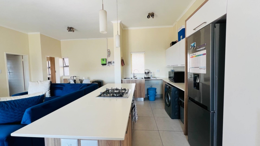 To Let 2 Bedroom Property for Rent in Louwlardia Gauteng