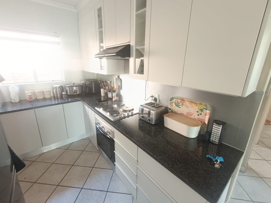 3 Bedroom Property for Sale in Amberfield Heights Gauteng