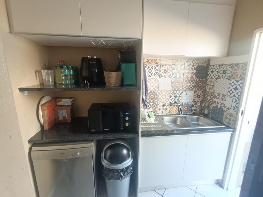 3 Bedroom Property for Sale in Amberfield Heights Gauteng