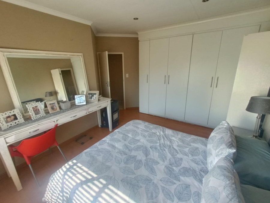 3 Bedroom Property for Sale in Amberfield Heights Gauteng