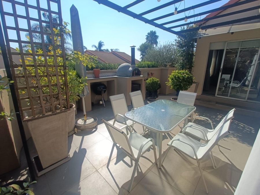 3 Bedroom Property for Sale in Amberfield Heights Gauteng
