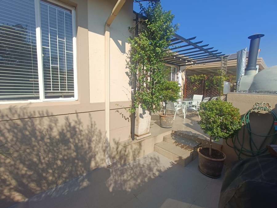 3 Bedroom Property for Sale in Amberfield Heights Gauteng
