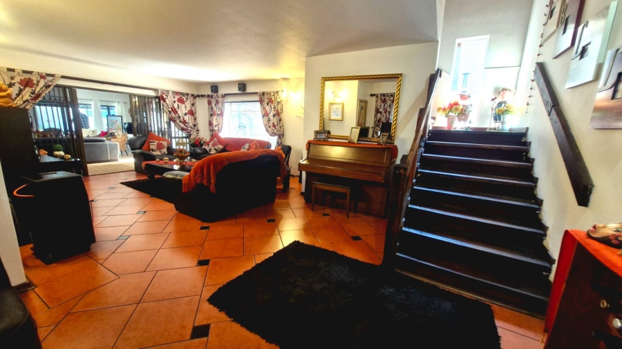 4 Bedroom Property for Sale in Wonderboom South Gauteng