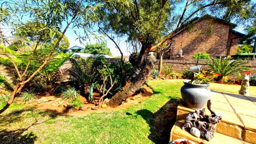 4 Bedroom Property for Sale in Wonderboom South Gauteng