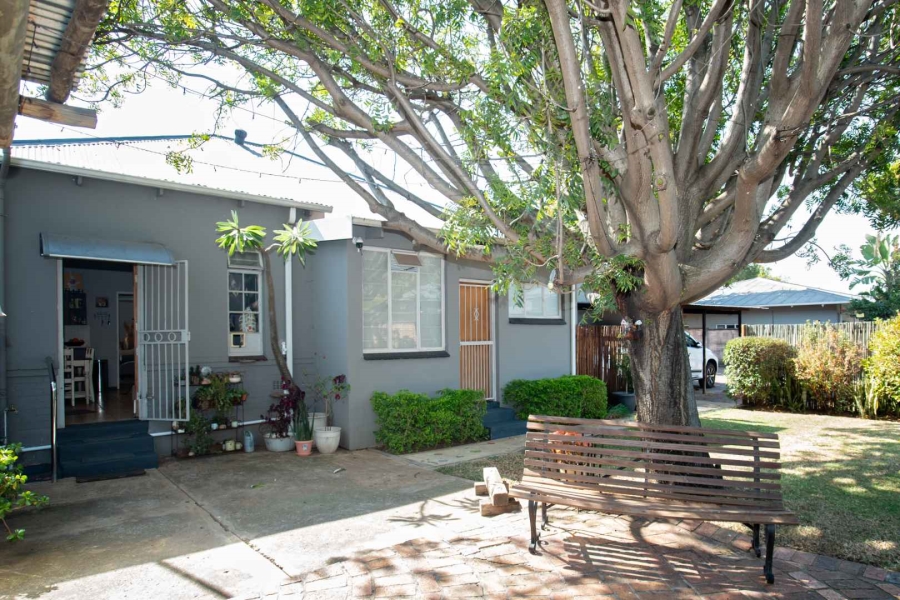 6 Bedroom Property for Sale in Riviera Gauteng