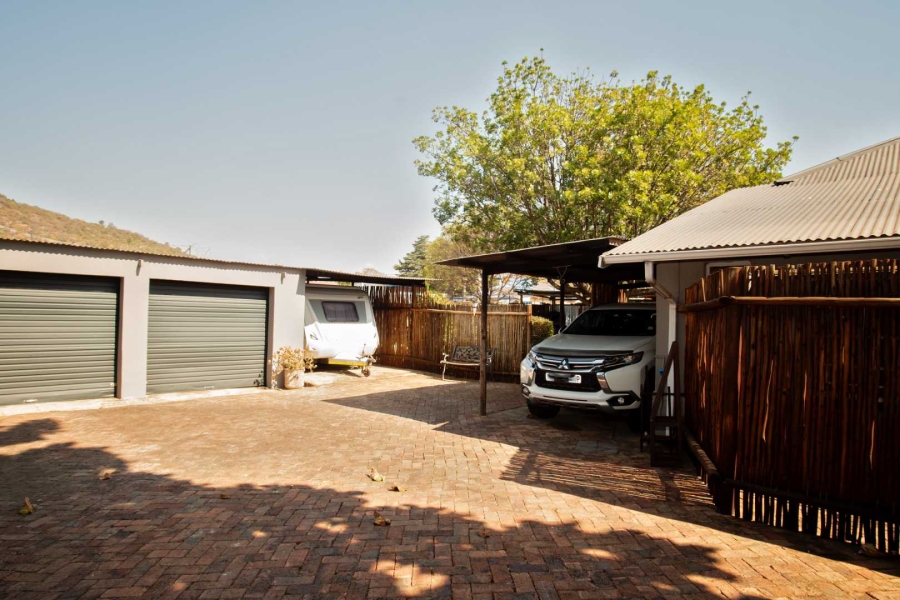 6 Bedroom Property for Sale in Riviera Gauteng