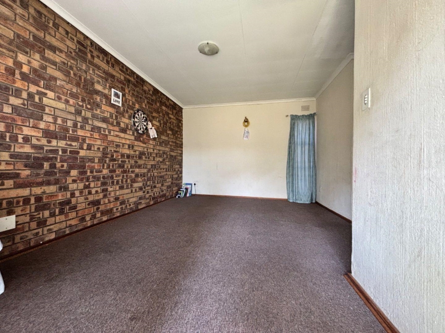 2 Bedroom Property for Sale in Benoni Central Gauteng