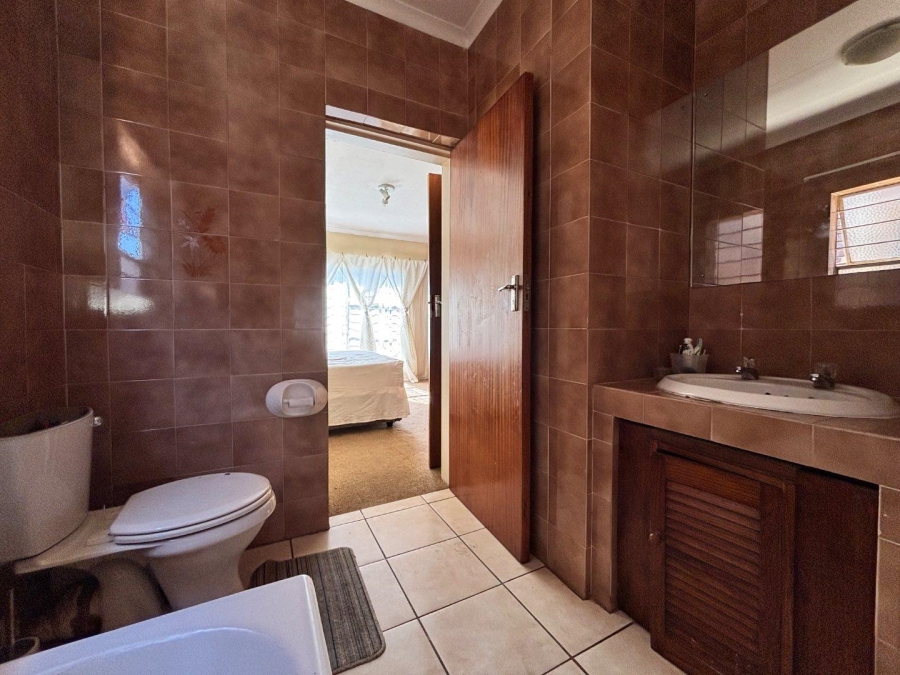 2 Bedroom Property for Sale in Benoni Central Gauteng