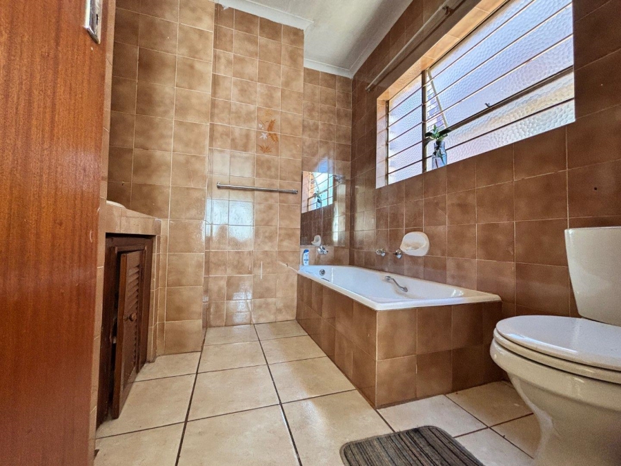 2 Bedroom Property for Sale in Benoni Central Gauteng