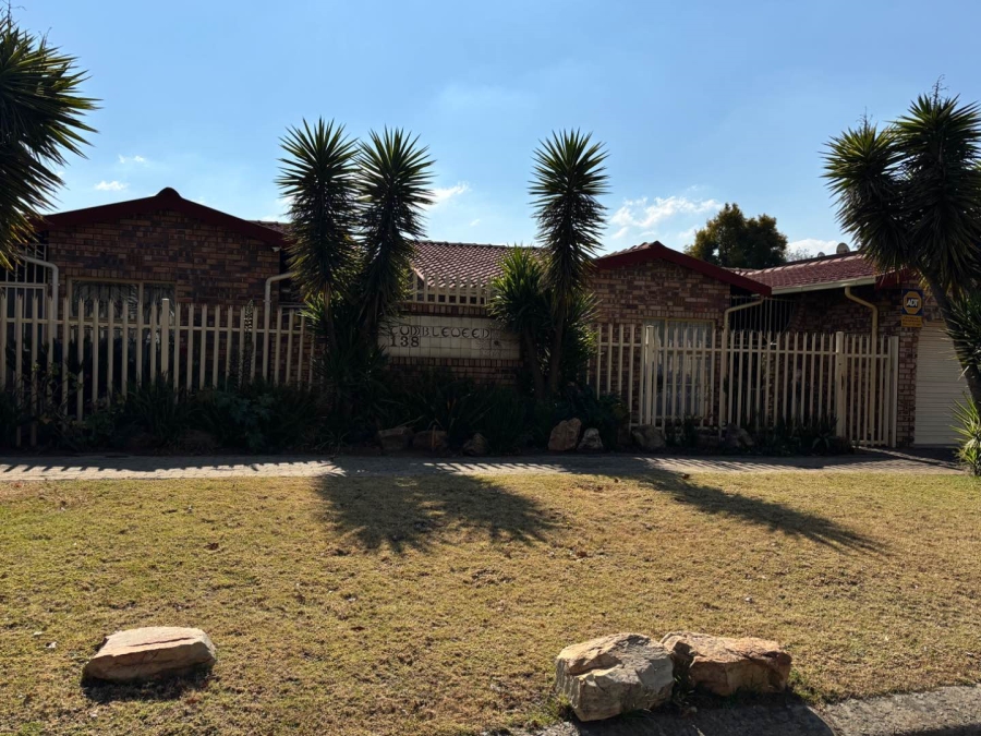 2 Bedroom Property for Sale in Benoni Central Gauteng