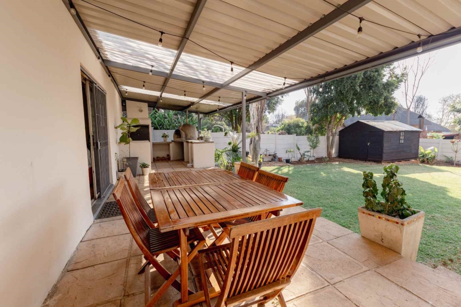 3 Bedroom Property for Sale in Garsfontein Gauteng