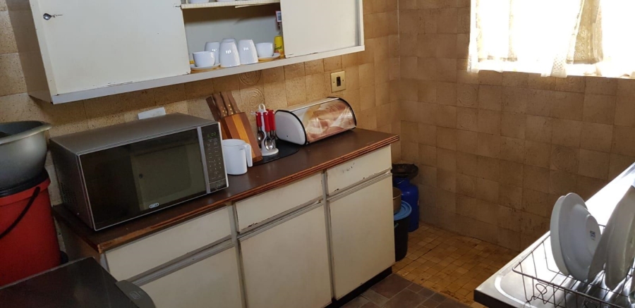 1 Bedroom Property for Sale in Rhodesfield Gauteng