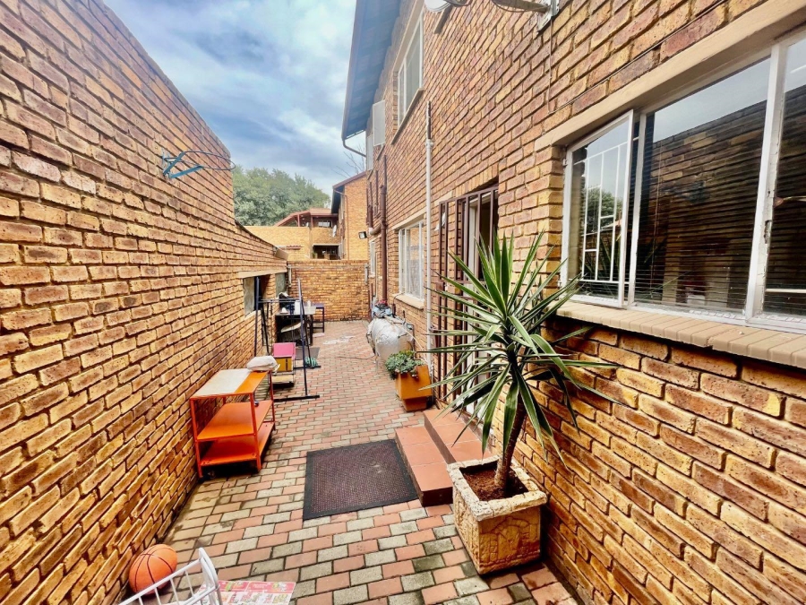3 Bedroom Property for Sale in Terenure Gauteng