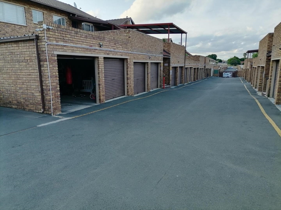 3 Bedroom Property for Sale in Terenure Gauteng