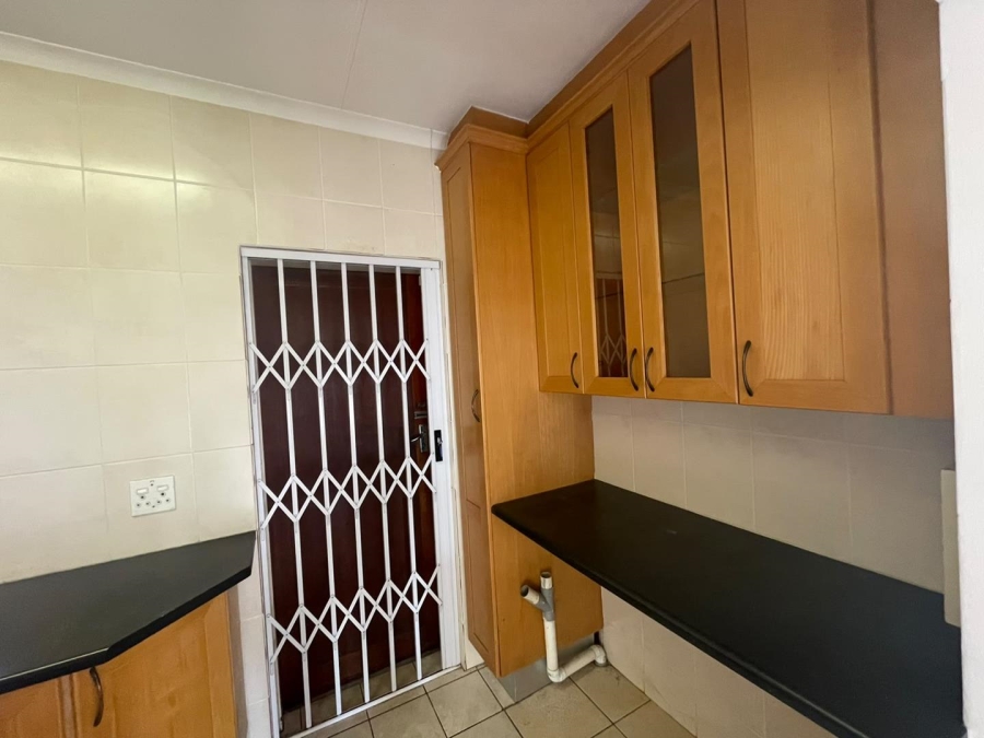 To Let 2 Bedroom Property for Rent in Edleen Gauteng