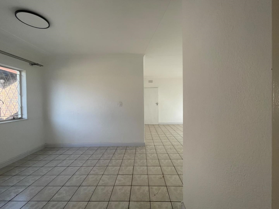 To Let 2 Bedroom Property for Rent in Edleen Gauteng