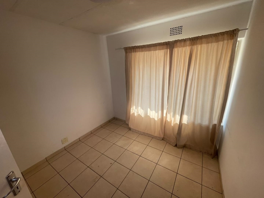 To Let 2 Bedroom Property for Rent in Edleen Gauteng