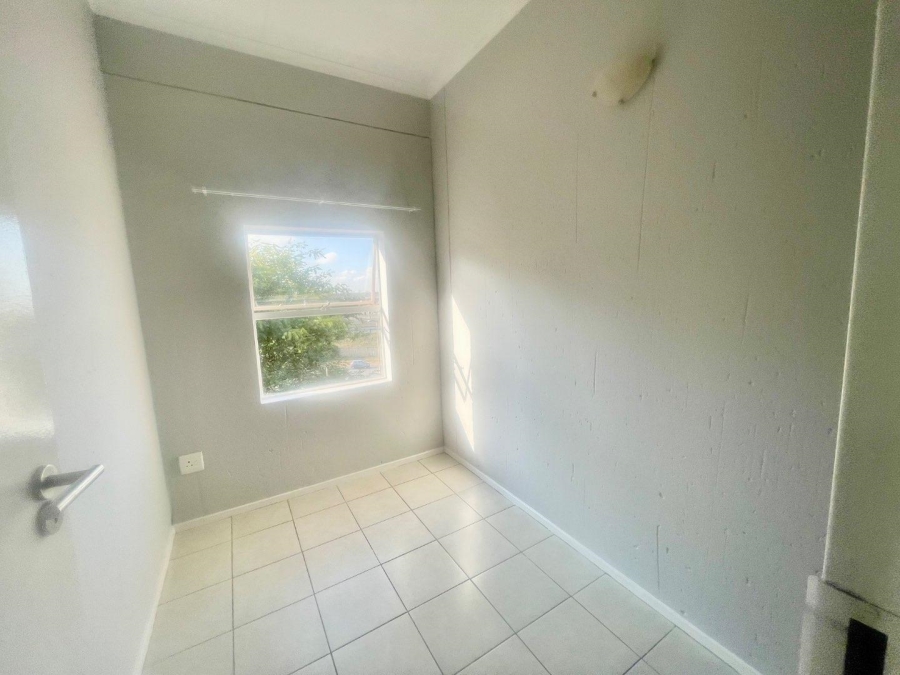 To Let 2 Bedroom Property for Rent in Kempton Park Central Gauteng
