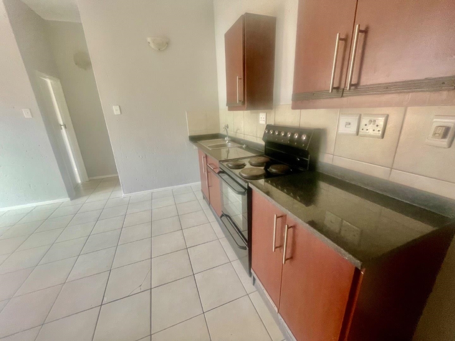 To Let 2 Bedroom Property for Rent in Kempton Park Central Gauteng