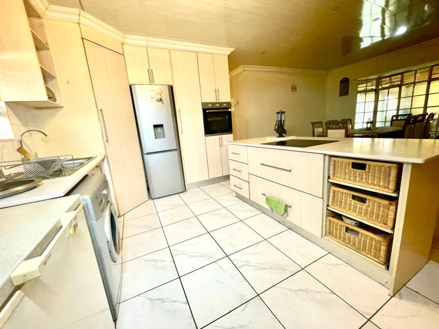 3 Bedroom Property for Sale in Birch Acres Gauteng