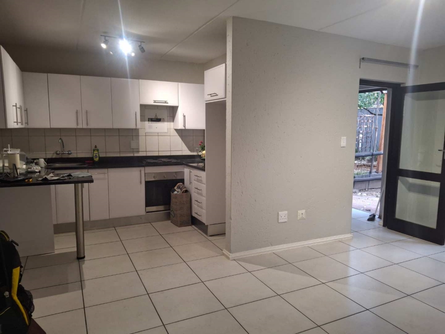 1 Bedroom Property for Sale in Morningside Gauteng
