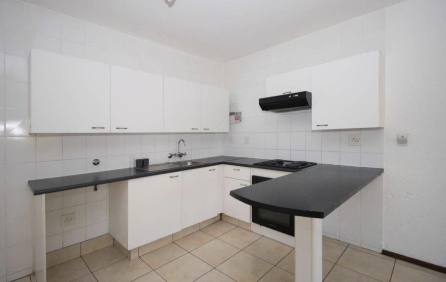 To Let 1 Bedroom Property for Rent in Morningside Gauteng