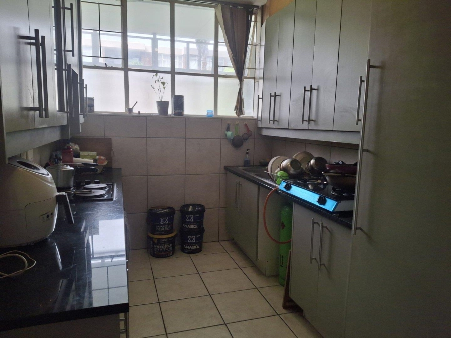 To Let 2 Bedroom Property for Rent in Sandown Gauteng