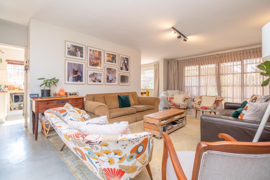 4 Bedroom Property for Sale in Garsfontein Gauteng
