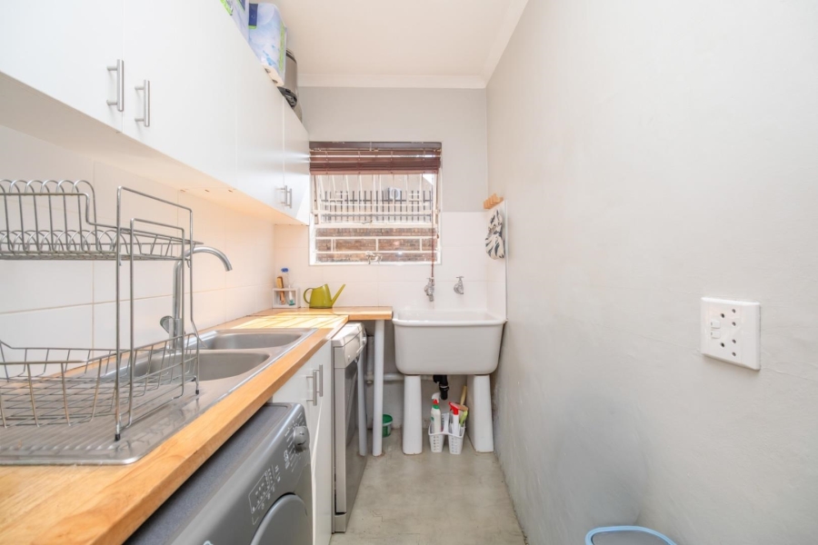 4 Bedroom Property for Sale in Garsfontein Gauteng