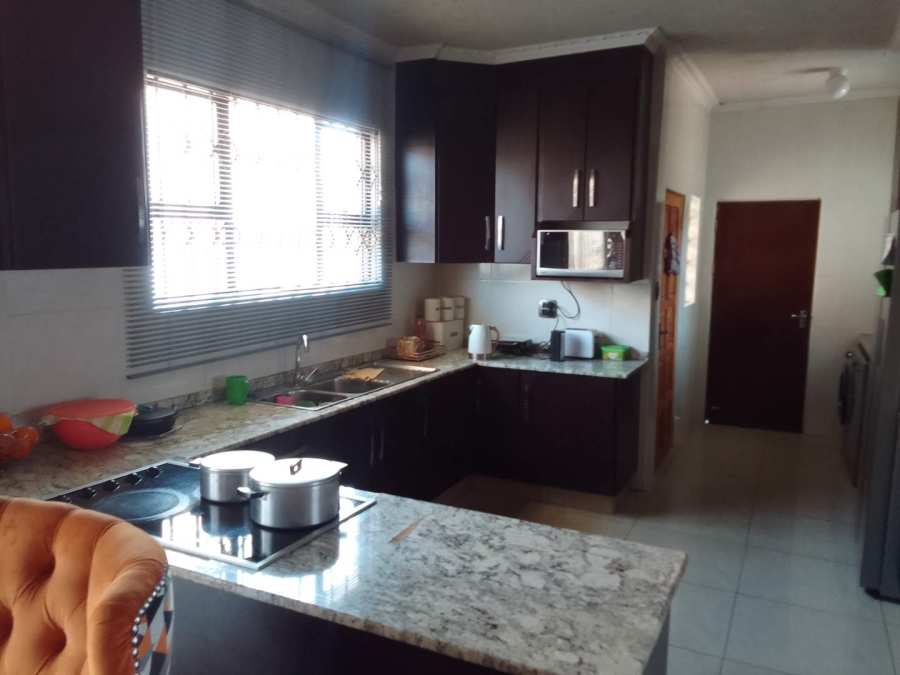 3 Bedroom Property for Sale in Kookrus Gauteng
