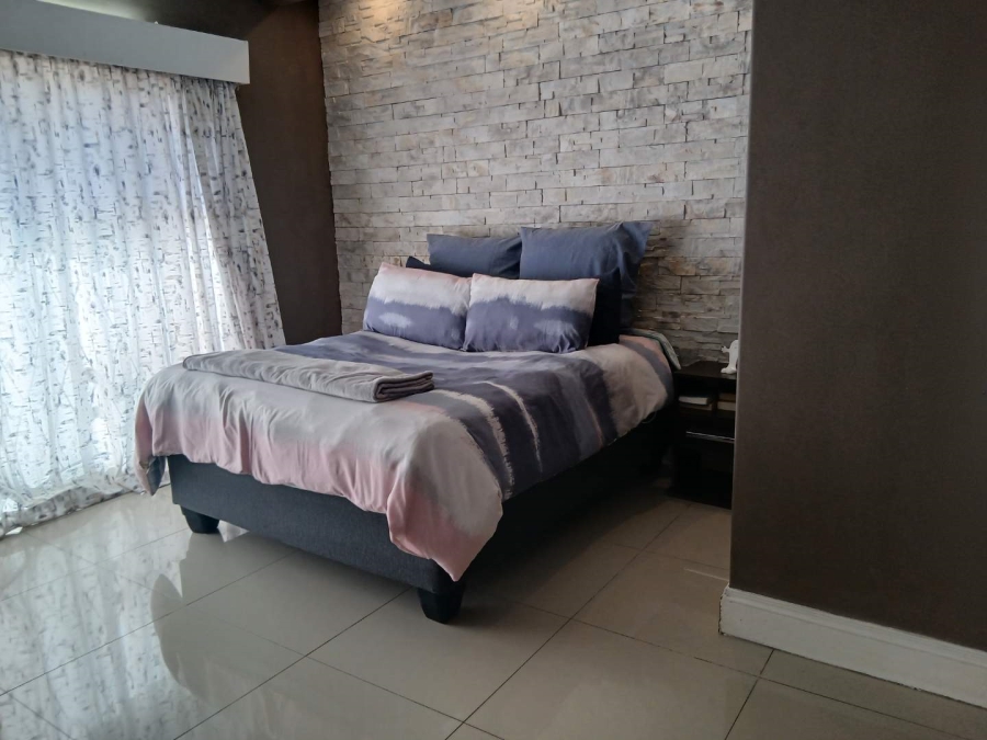 4 Bedroom Property for Sale in Parkhill Gardens Gauteng