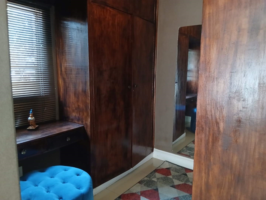 4 Bedroom Property for Sale in Parkhill Gardens Gauteng