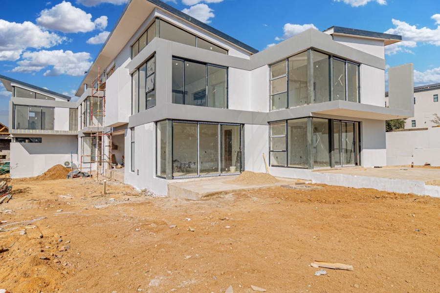 5 Bedroom Property for Sale in Helderfontein Estate Gauteng