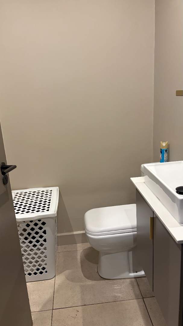 1 Bedroom Property for Sale in Sandown Gauteng
