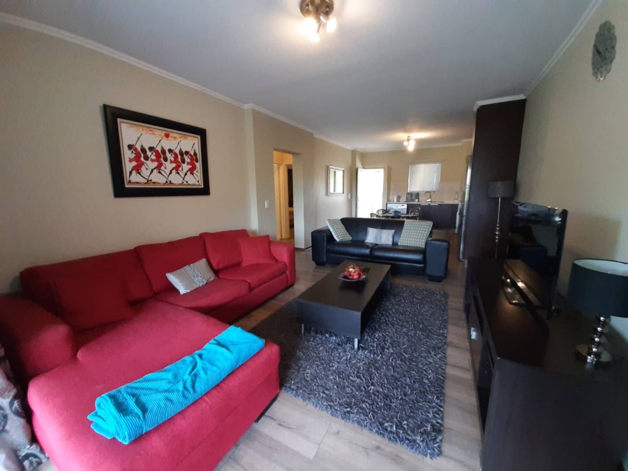 To Let 2 Bedroom Property for Rent in Broadacres Gauteng