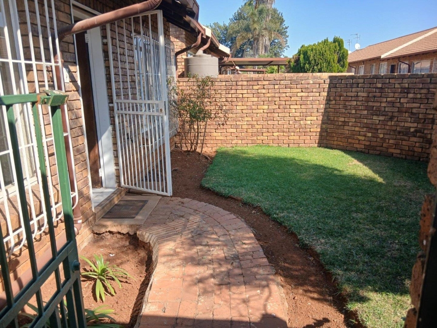 2 Bedroom Property for Sale in Terenure Gauteng