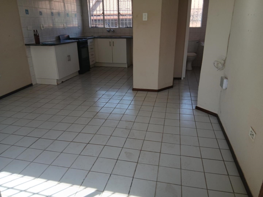 2 Bedroom Property for Sale in Terenure Gauteng