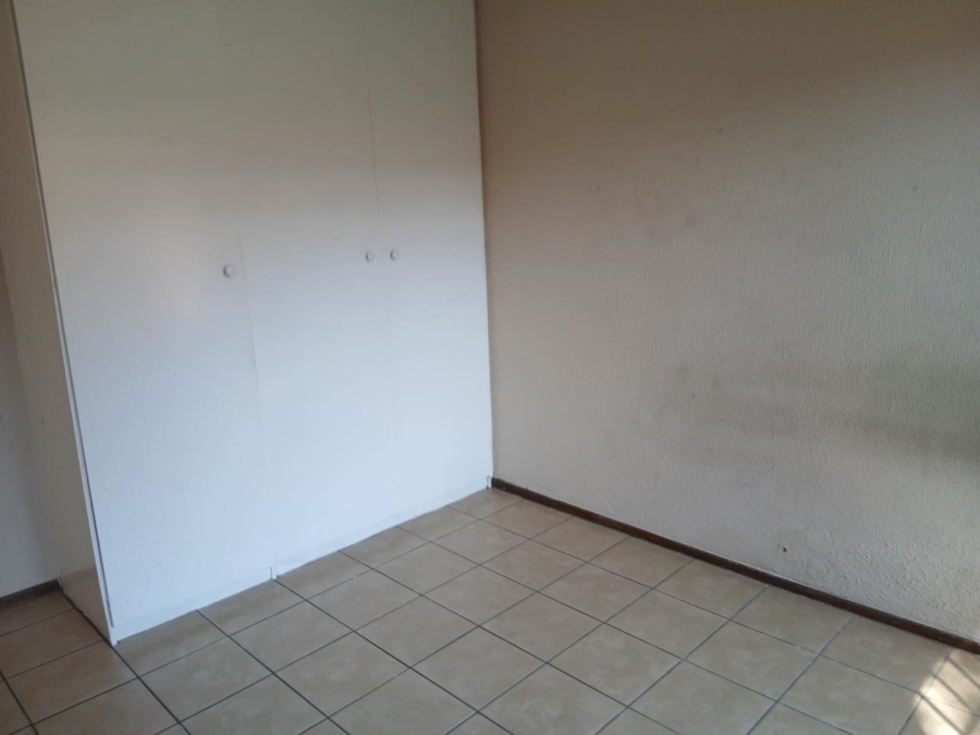 2 Bedroom Property for Sale in Terenure Gauteng