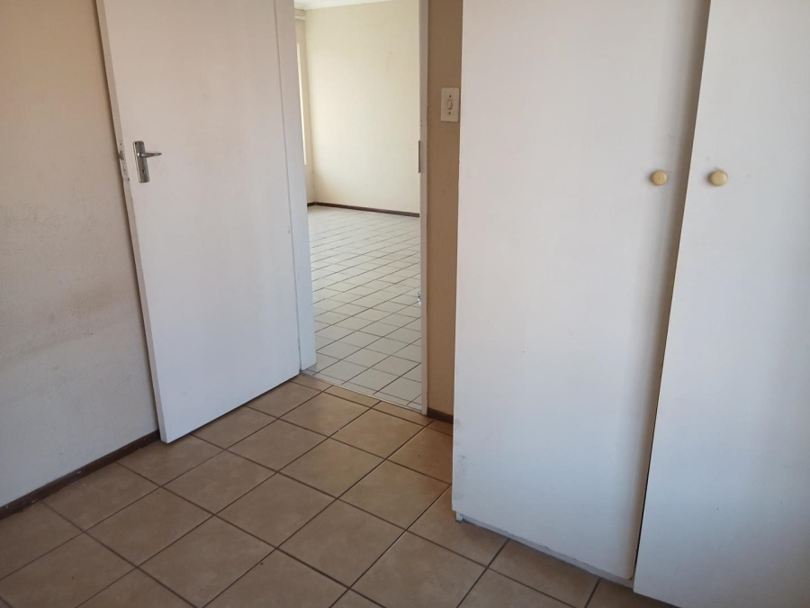 2 Bedroom Property for Sale in Terenure Gauteng