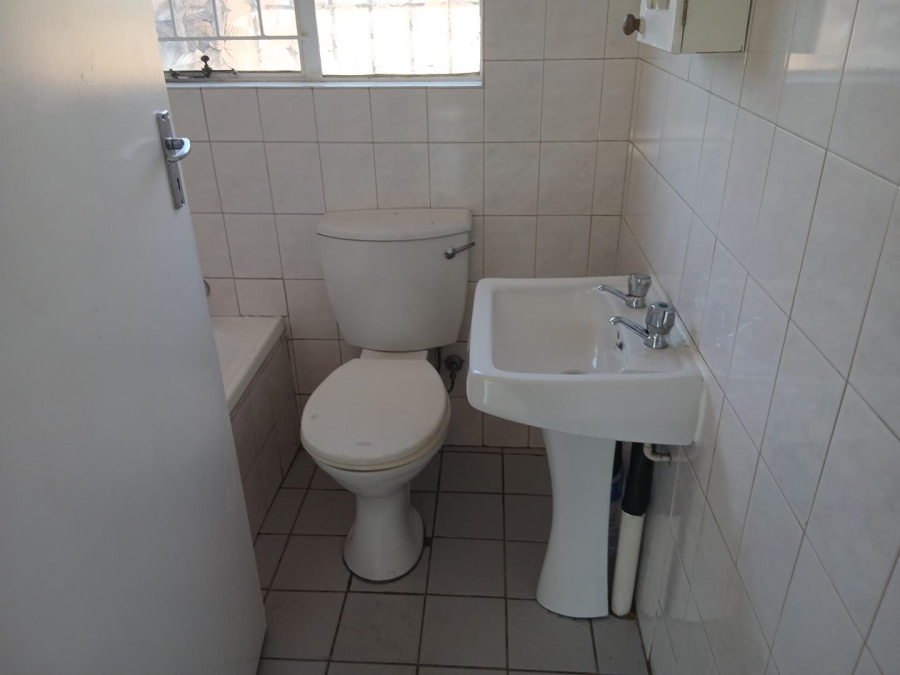 2 Bedroom Property for Sale in Terenure Gauteng