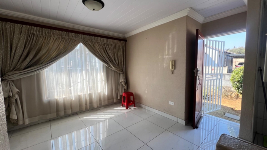 2 Bedroom Property for Sale in Naturena Gauteng