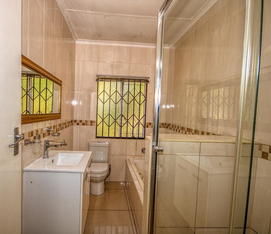 3 Bedroom Property for Sale in Brackendowns Gauteng